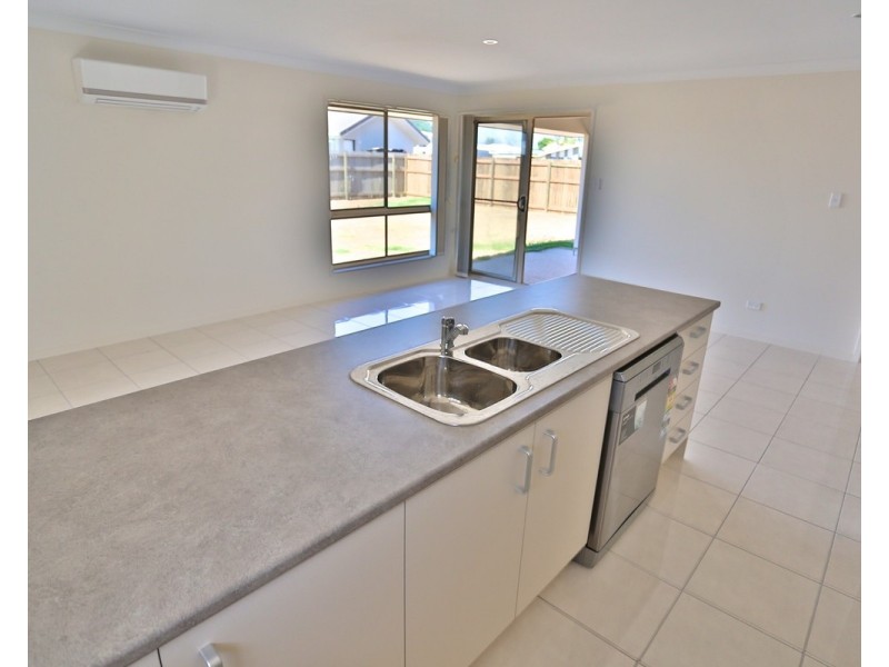 21 Beachside Circuit, Mulambin QLD 4703