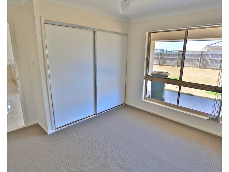 21 Beachside Circuit, Mulambin QLD 4703