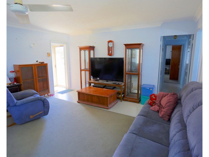 11 Evelyn Street, Zilzie QLD 4710