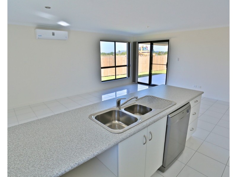 23 Falcon Crest, Zilzie QLD 4710