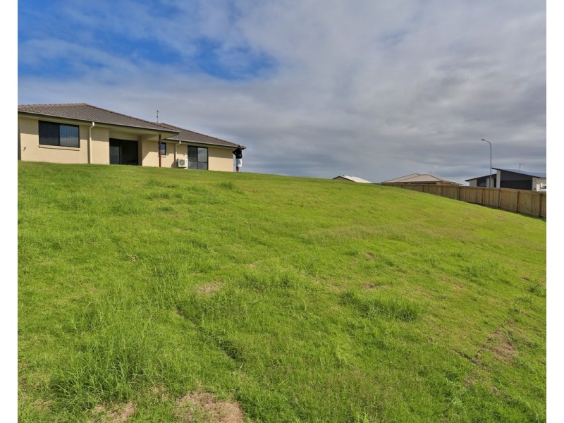 23 Falcon Crest, Zilzie QLD 4710