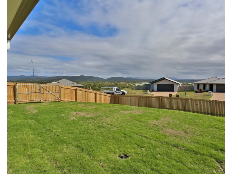 23 Falcon Crest, Zilzie QLD 4710