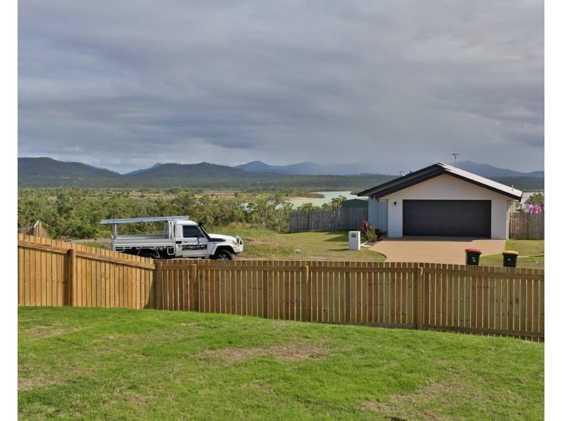 23 Falcon Crest, Zilzie QLD 4710