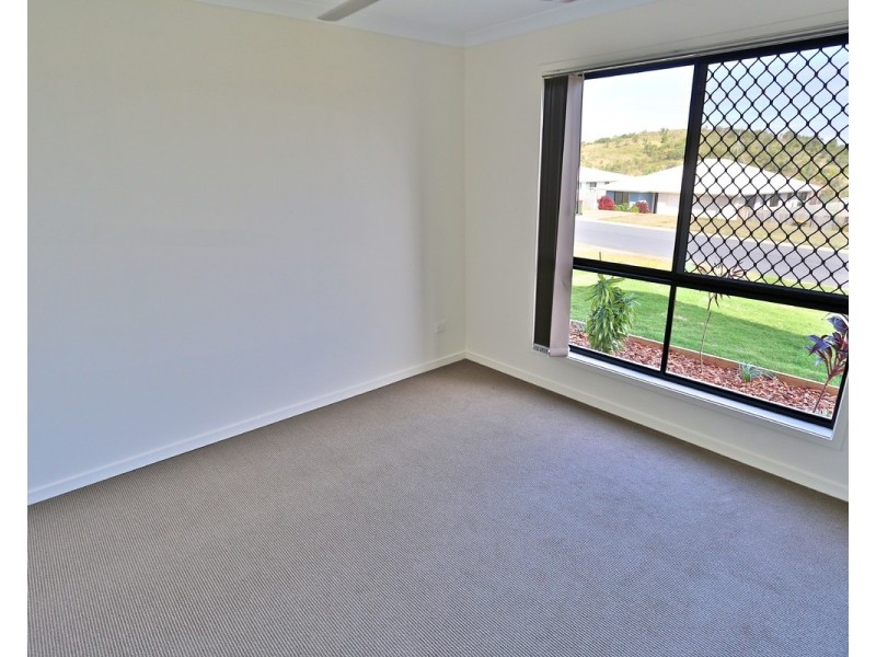 23 Falcon Crest, Zilzie QLD 4710
