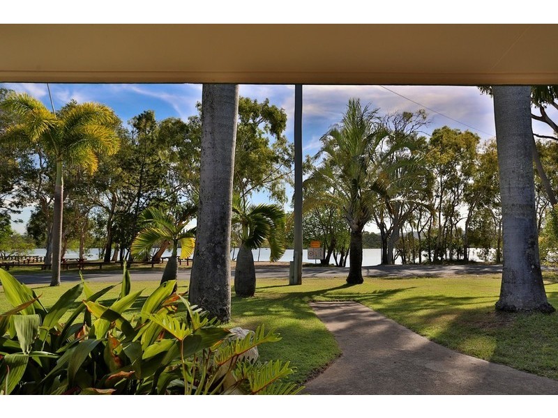 27 Ware Avenue, Causeway Lake QLD 4703