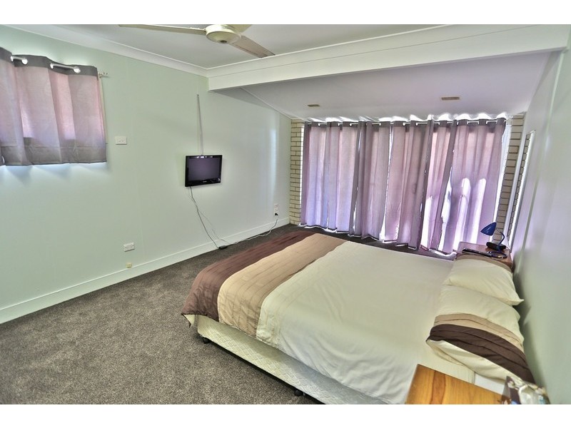 27 Ware Avenue, Causeway Lake QLD 4703