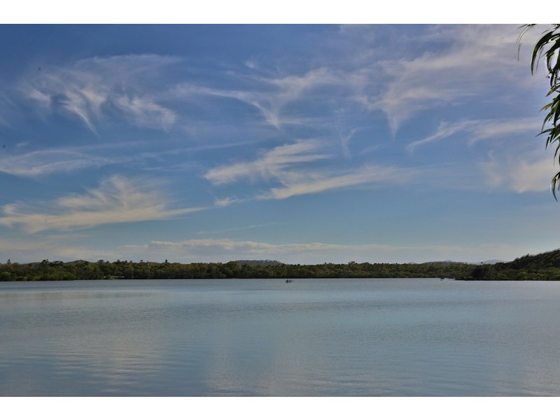 27 Ware Avenue, Causeway Lake QLD 4703