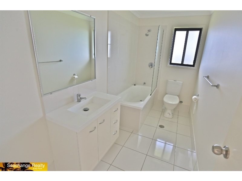 11 Falcon Crest, Zilzie QLD 4710