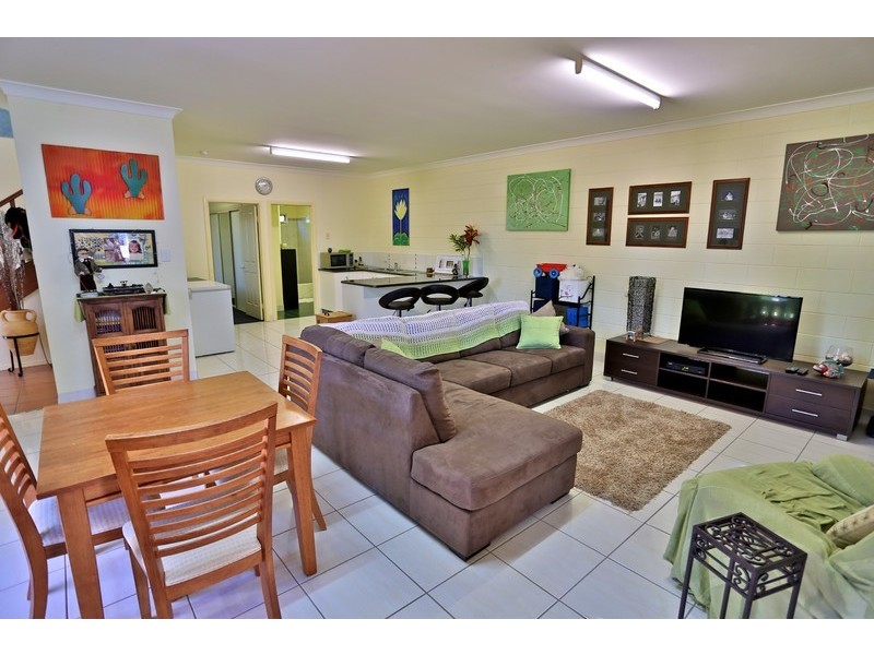 1 Taldora Place, Emu Park QLD 4710