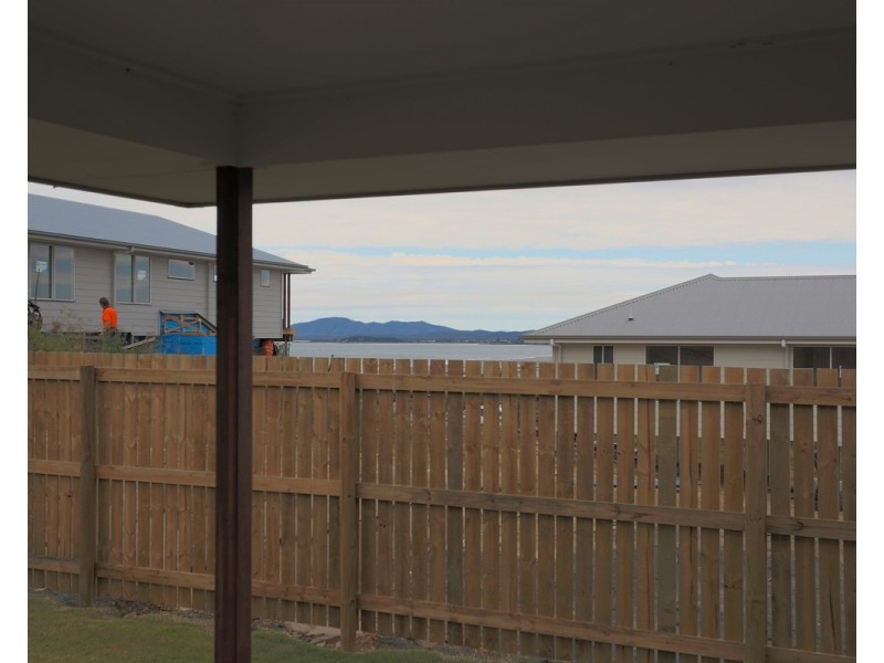 6 Ocean View Drive, Zilzie QLD 4710