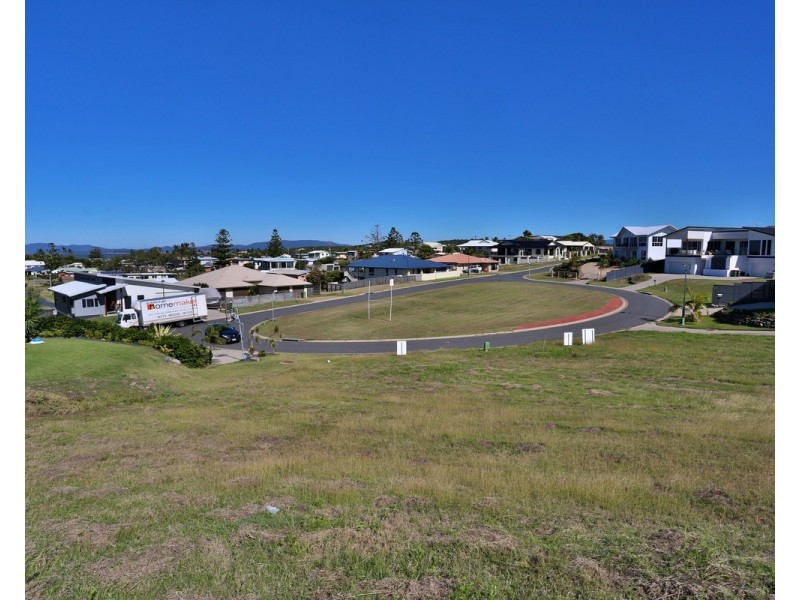 8 Doveshell Crescent, Zilzie QLD 4710