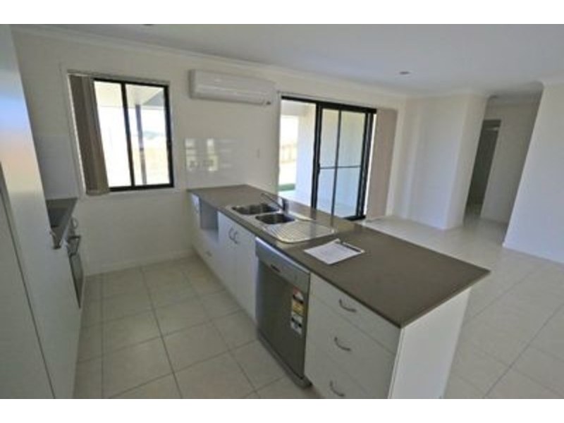 35 Eagle Heights, Zilzie QLD 4710