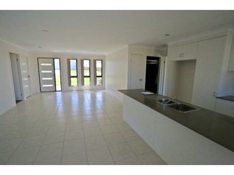 35 Eagle Heights, Zilzie QLD 4710