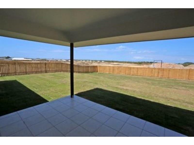 35 Eagle Heights, Zilzie QLD 4710