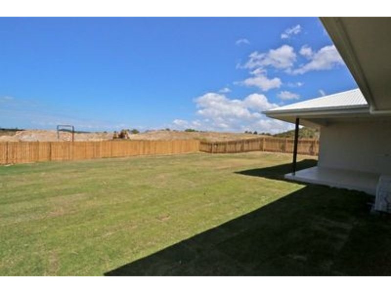 35 Eagle Heights, Zilzie QLD 4710