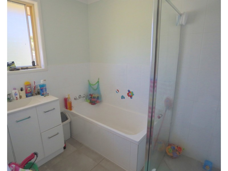 1 Singleton Street, Zilzie QLD 4710