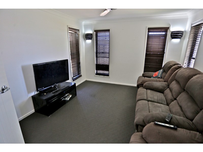 12 Trafalgar Street, Emu Park QLD 4710
