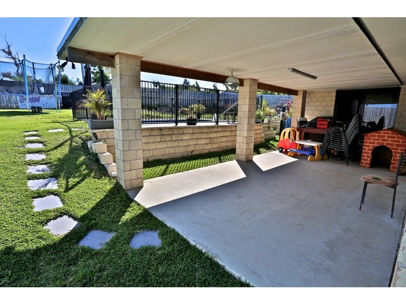 12 Trafalgar Street, Emu Park QLD 4710