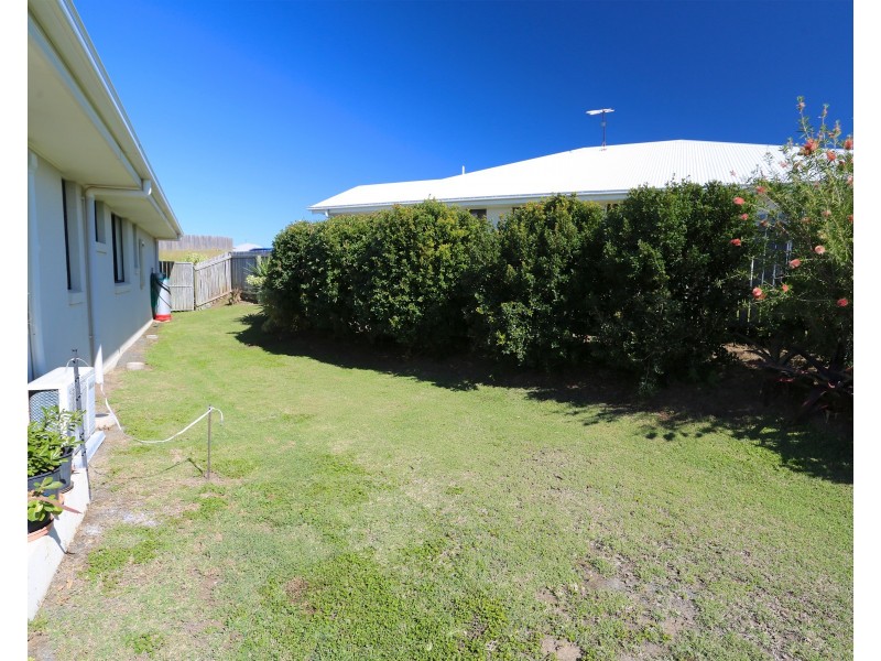 28 Falcon Crest, Zilzie QLD 4710
