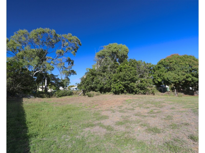 32 Roden Street, Keppel Sands QLD 4702