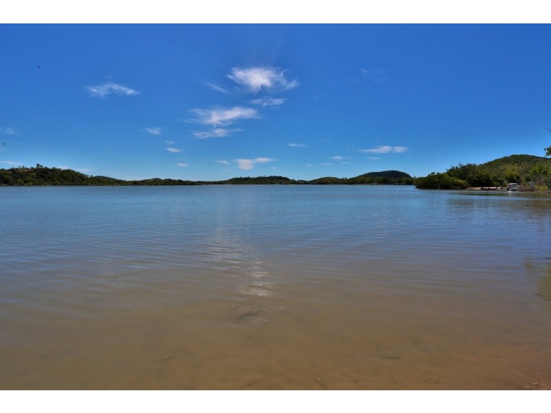 780 Scenic Highway, Kinka Beach QLD 4703