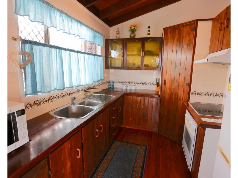 64 Bright Street, Emu Park QLD 4710