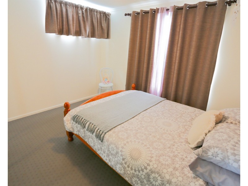 64 Bright Street, Emu Park QLD 4710