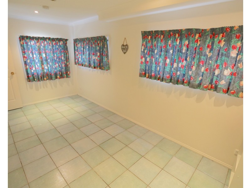 64 Bright Street, Emu Park QLD 4710