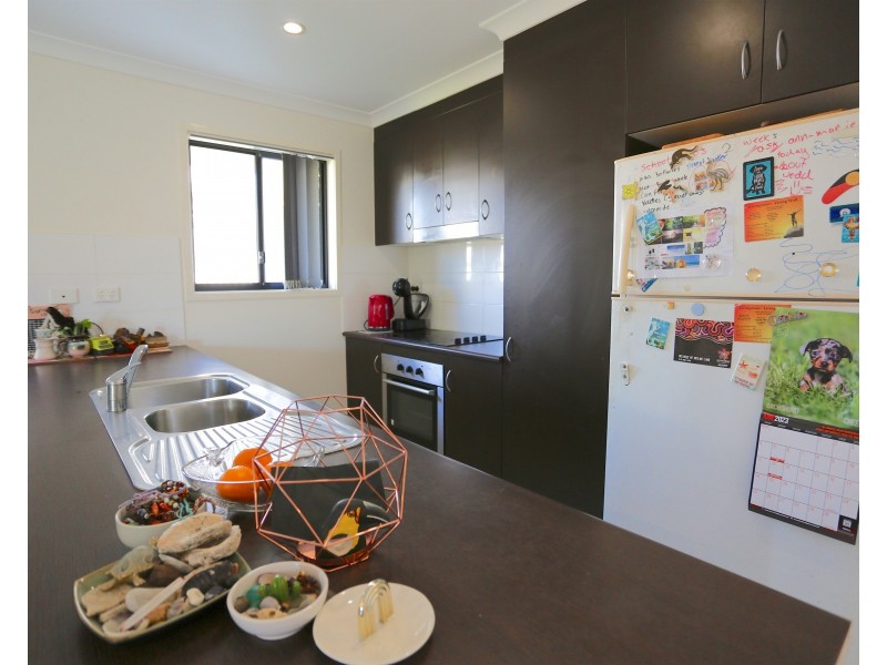 11 Falcon Crest, Zilzie QLD 4710