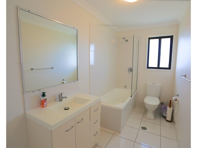 11 Falcon Crest, Zilzie QLD 4710