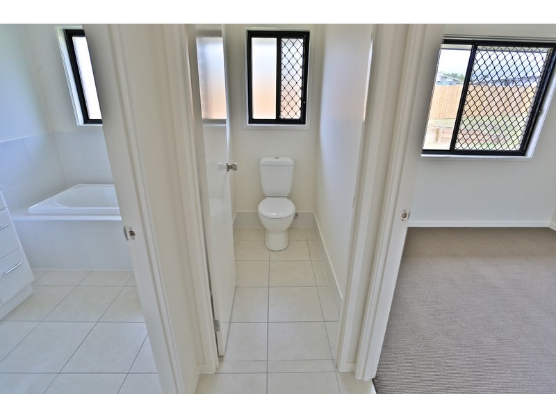 42 Timbers Beach Road, Zilzie QLD 4710