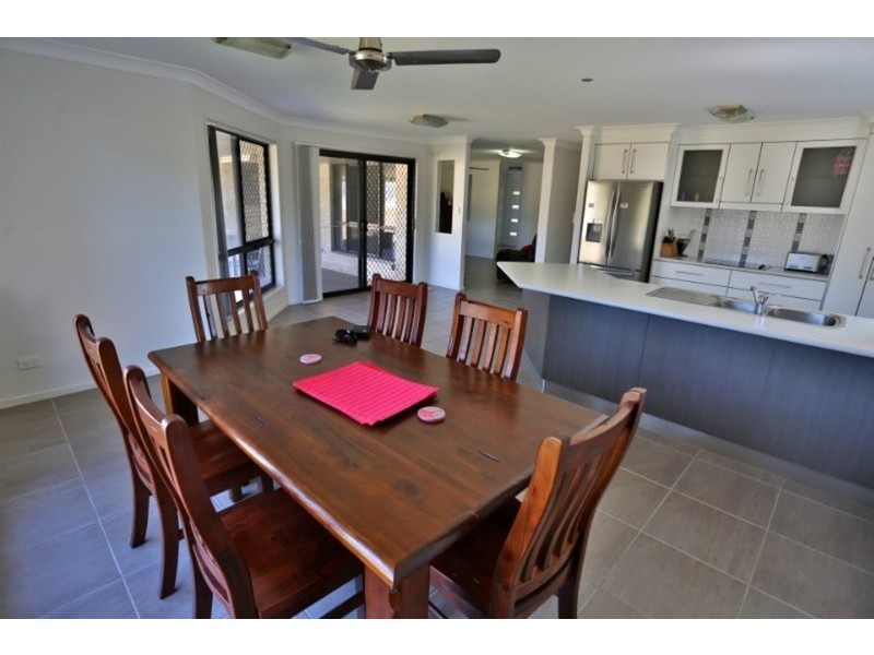 7 Spinnaker Drive, Mulambin QLD 4703