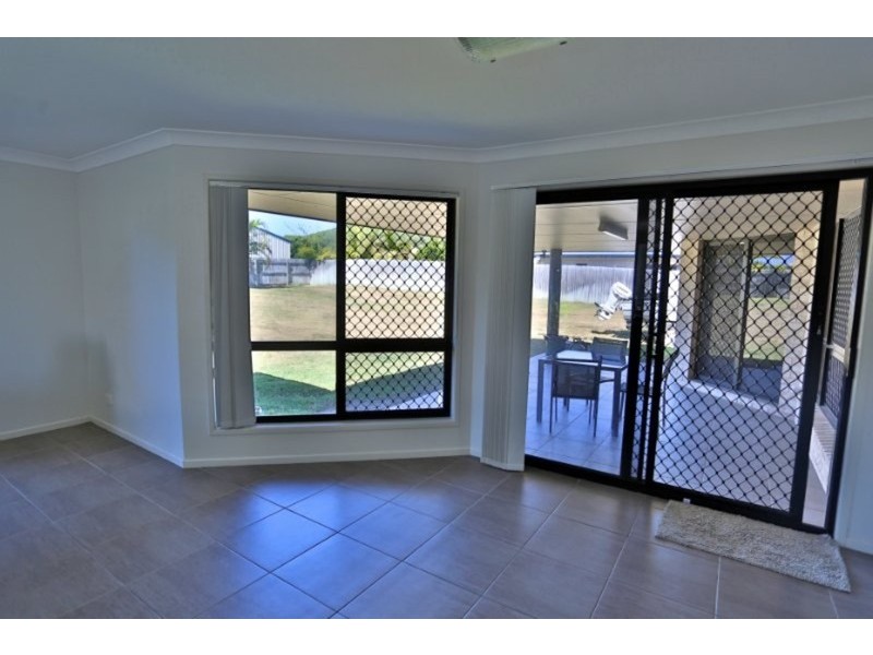 7 Spinnaker Drive, Mulambin QLD 4703