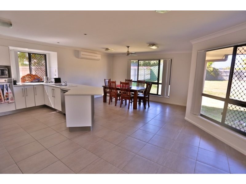 7 Spinnaker Drive, Mulambin QLD 4703