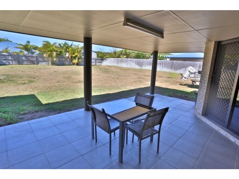 7 Spinnaker Drive, Mulambin QLD 4703