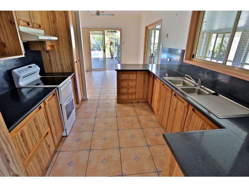 11 Brown Street, Emu Park QLD 4710