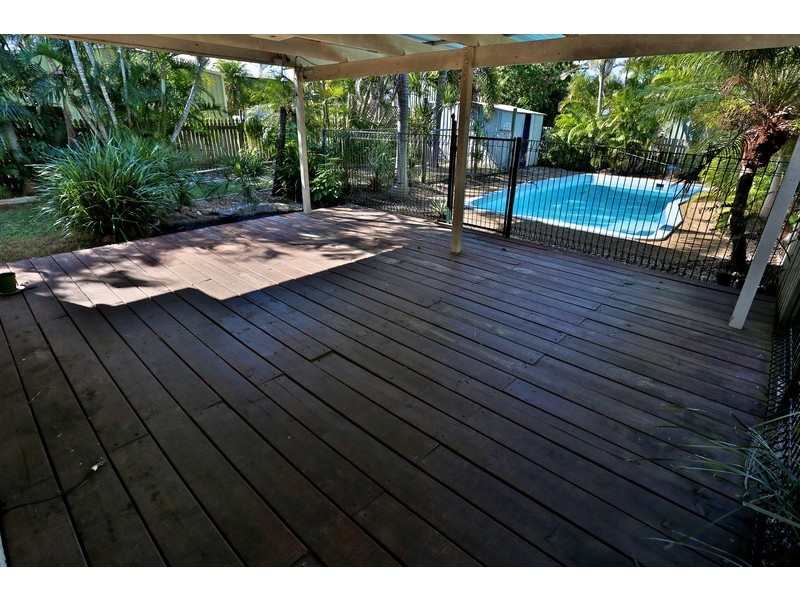 11 Brown Street, Emu Park QLD 4710