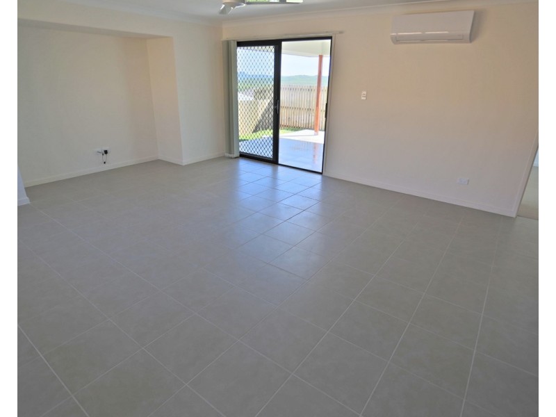 8 Barclay Avenue, Zilzie QLD 4710