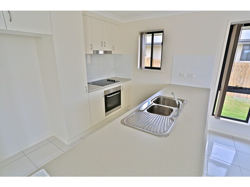 24 Timbers Beach Road, Zilzie QLD 4710