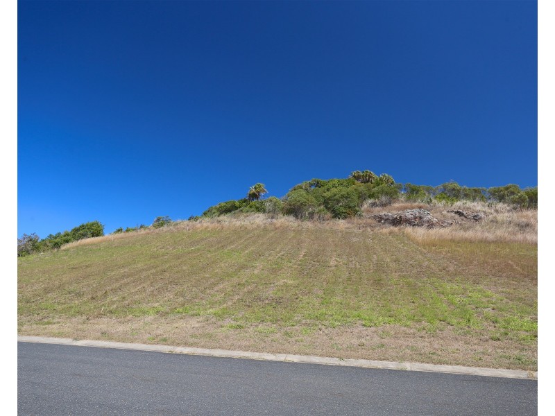 22 Paradise Way, Emu Park QLD 4710
