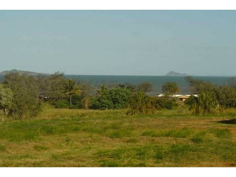 52 Paradise Way, Emu Park QLD 4710