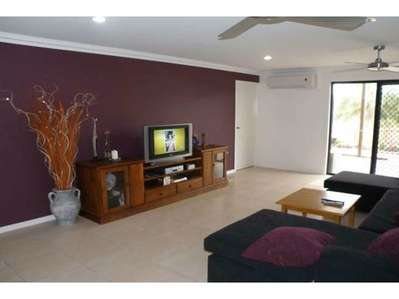 52 Paradise Way, Emu Park QLD 4710