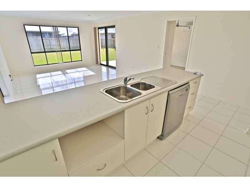 34 Timbers Beach Road, Zilzie QLD 4710