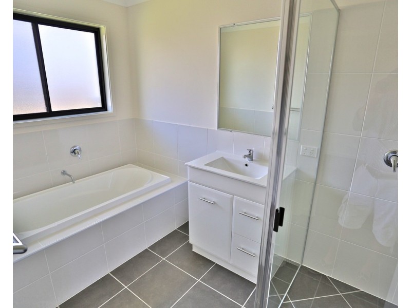 50 Eagle Heights, Zilzie QLD 4710