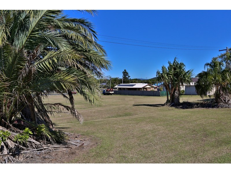 60 Hill Street, Emu Park QLD 4710