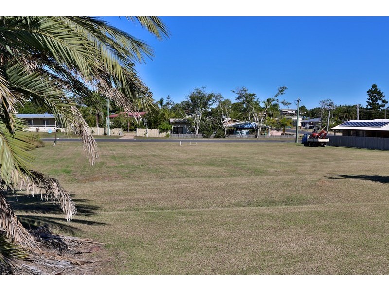 60 Hill Street, Emu Park QLD 4710