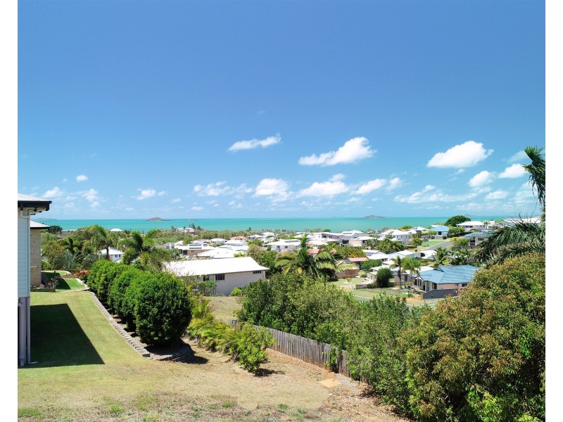 18 Livistonia Crescent, Emu Park QLD 4710