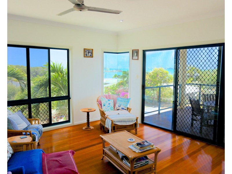 61 Reef Street, Zilzie QLD 4710