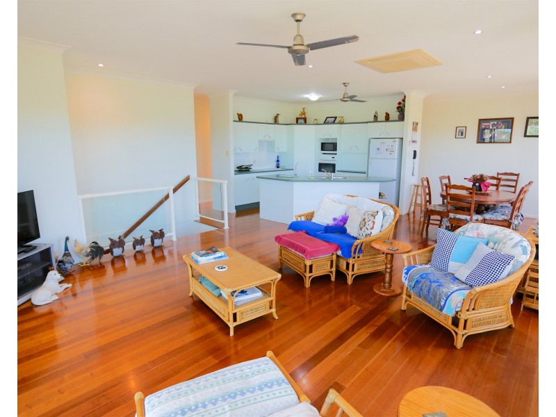 61 Reef Street, Zilzie QLD 4710