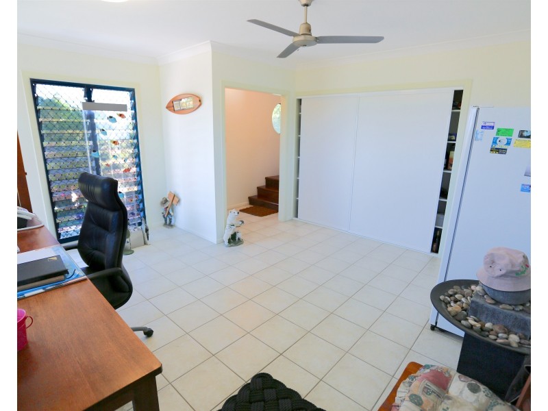61 Reef Street, Zilzie QLD 4710